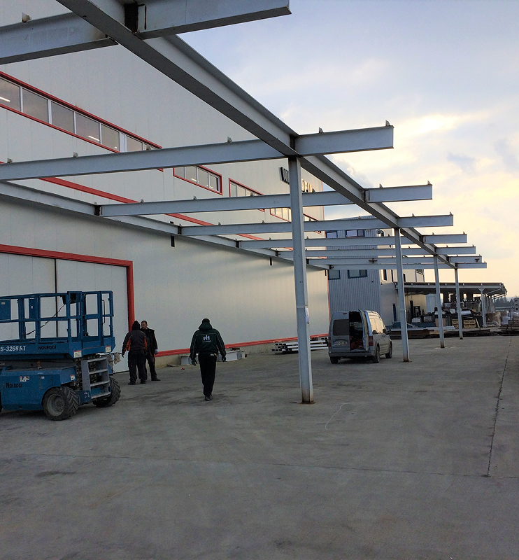 Производствена база